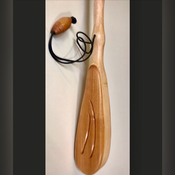 1990s Vtg Hand Crafted Wooden Walnut Oak Leather Strap Artisan Shoehorn - Picture 5 of 7
